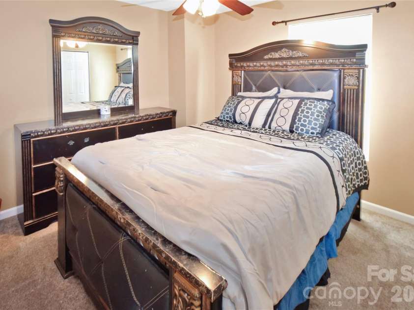 1249 Allegiance Drive, Charlotte, NC 28217.  MLS# CAR4376377, YatesRealty ID 25899. 