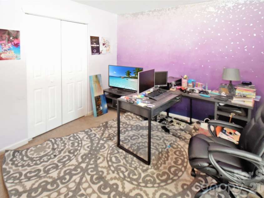 1249 Allegiance Drive, Charlotte, NC 28217.  MLS# CAR4376377, YatesRealty ID 25899. 