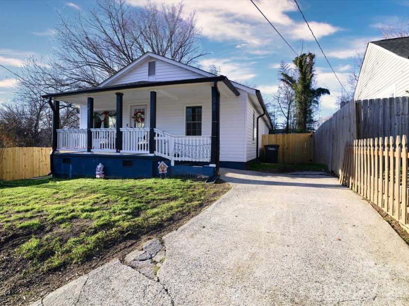 98 Ring Avenue, Concord, NC 28025.  MLS# CAR4330948, YatesRealty ID 25899. 