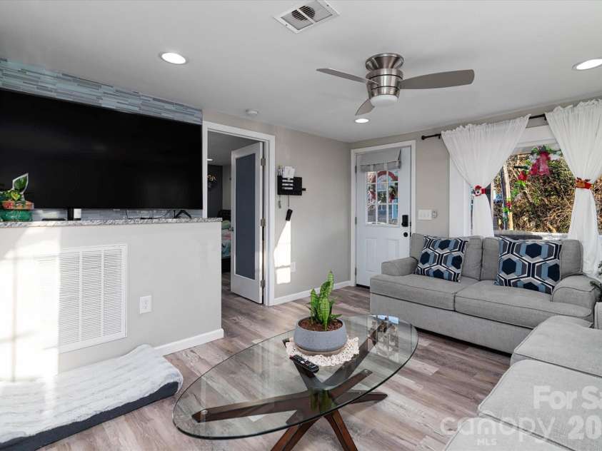 98 Ring Avenue, Concord, NC 28025.  MLS# CAR4330948, YatesRealty ID 25899. 