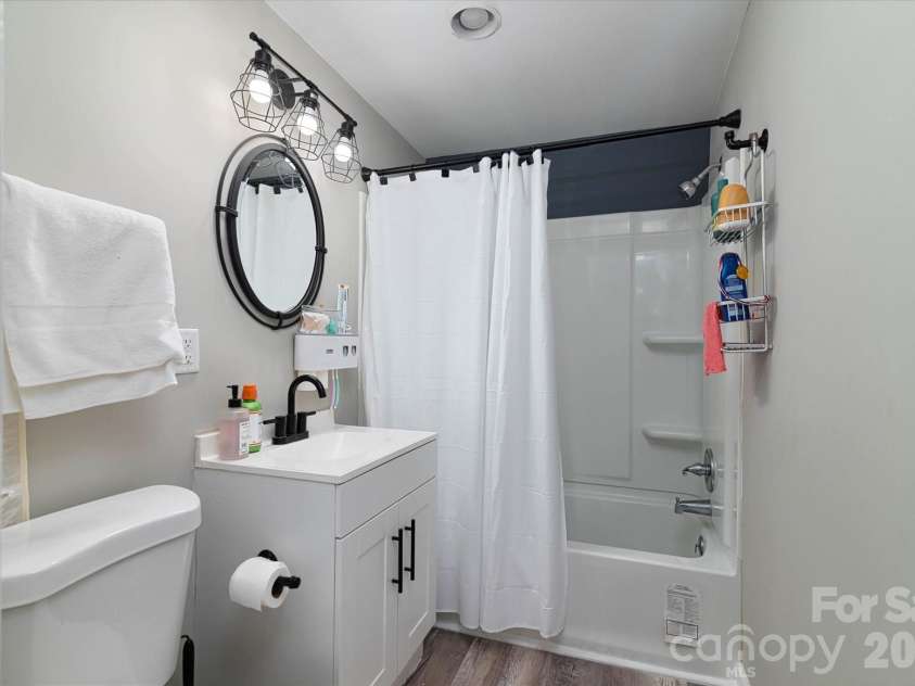 98 Ring Avenue, Concord, NC 28025.  MLS# CAR4330948, YatesRealty ID 25899. 