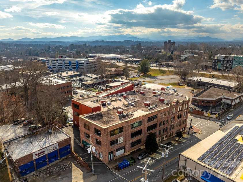 100 Coxe Avenue, Asheville, NC 28801.  MLS# CAR4335488, YatesRealty ID 2590. 