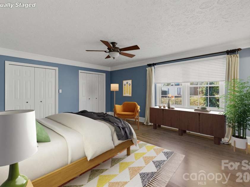 1750 10th Street Court, Hickory, NC 28601.  MLS# CAR4335342, YatesRealty ID 2590. 