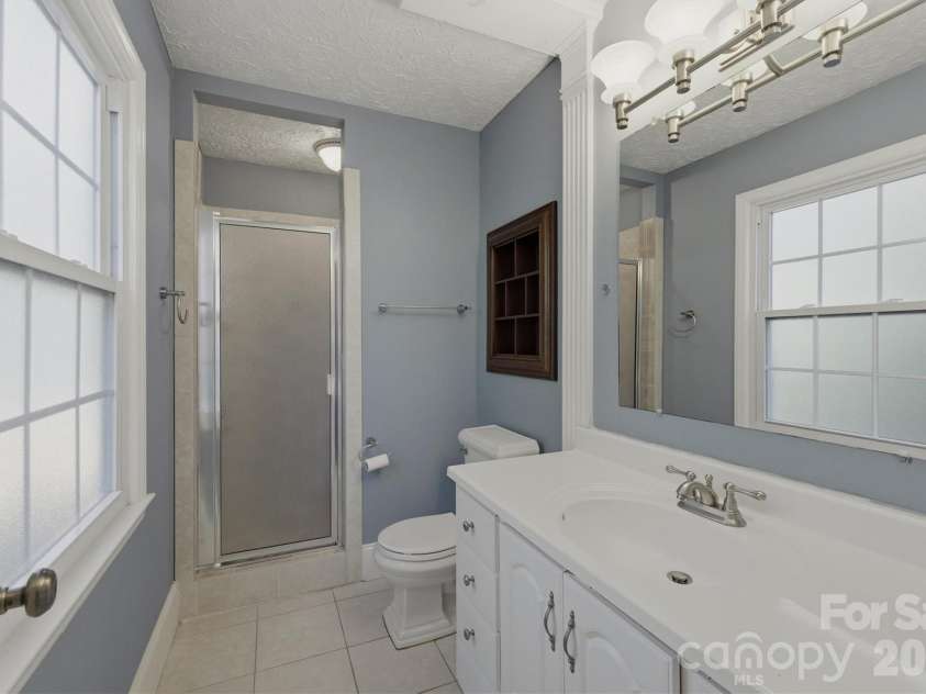 1750 10th Street Court, Hickory, NC 28601.  MLS# CAR4335342, YatesRealty ID 2590. 