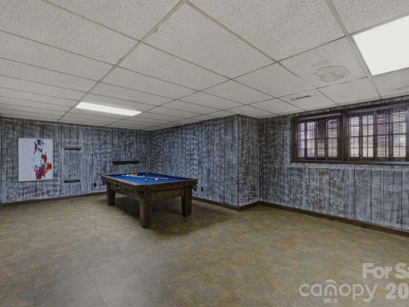 1750 10th Street Court, Hickory, NC 28601.  MLS# CAR4335342, YatesRealty ID 2590. 