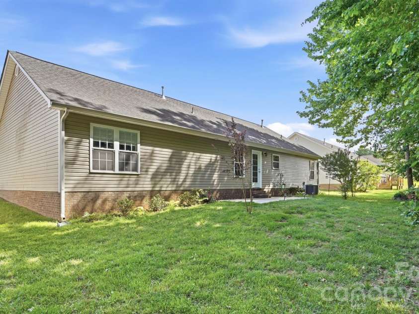 1124 Turtle Ridge Drive, Monroe, NC 28110.  MLS# CAR4372125, YatesRealty ID 25900. Beautiful Backyard