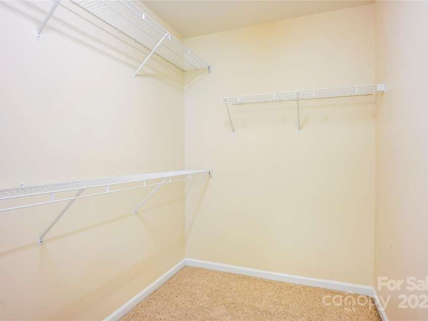 7786 Windsor Forest Place, Harrisburg, NC 28075.  MLS# CAR4274261, YatesRealty ID 25903. 