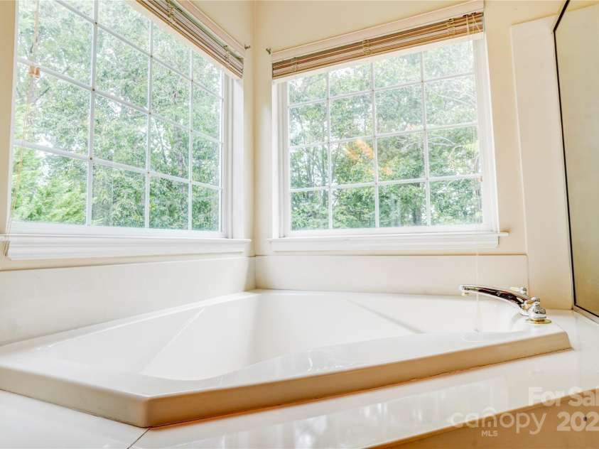 7786 Windsor Forest Place, Harrisburg, NC 28075.  MLS# CAR4274261, YatesRealty ID 25903. 