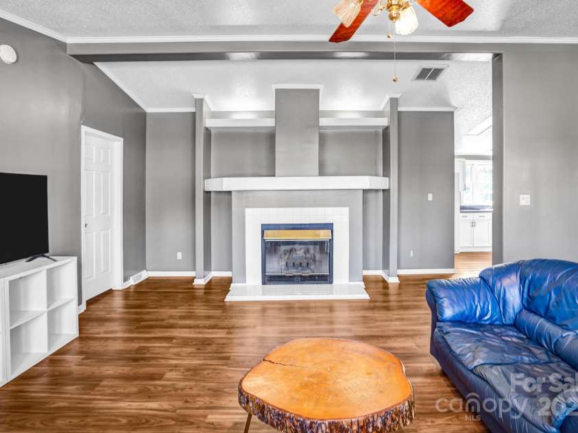 10230 Hagers Road, Huntersville, NC 28078.  MLS# CAR4252022, YatesRealty ID 25904. 