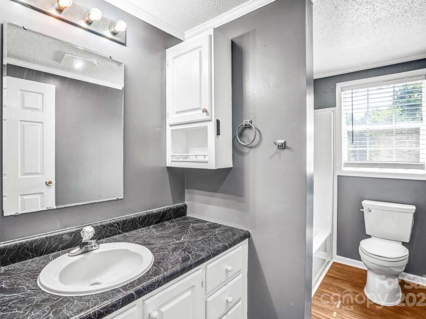 10230 Hagers Road, Huntersville, NC 28078.  MLS# CAR4252022, YatesRealty ID 25904. 