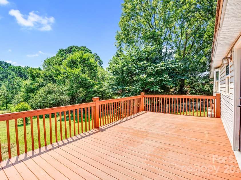 10230 Hagers Road, Huntersville, NC 28078.  MLS# CAR4252022, YatesRealty ID 25904. 