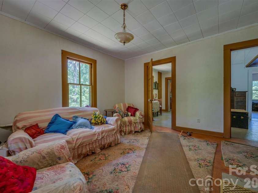 77 First Street, Tryon, NC 28782.  MLS# CAR4385519, YatesRealty ID 25905. 