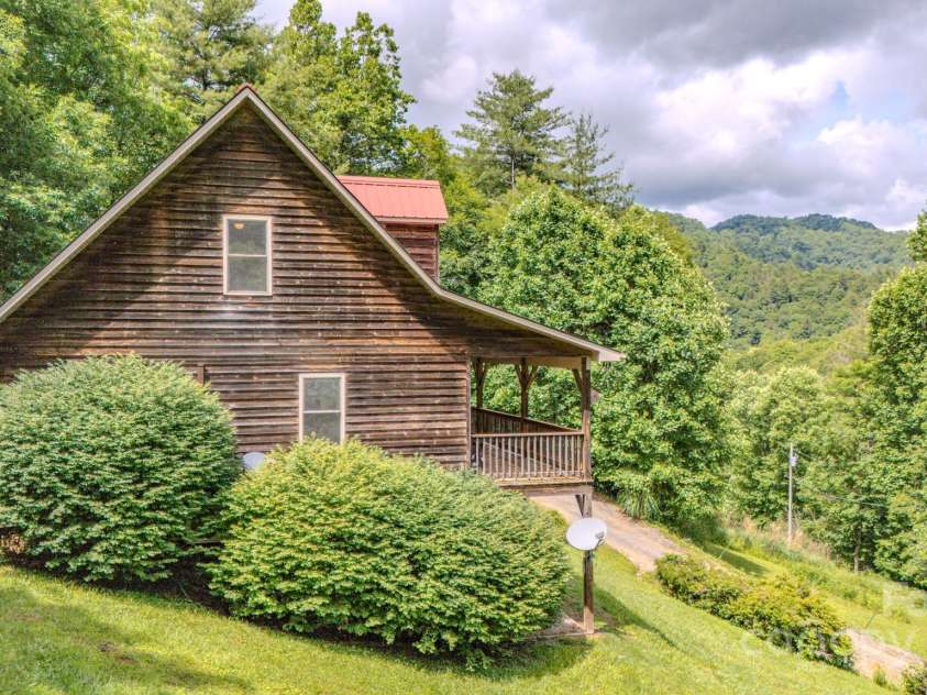 8851 Grapevine Road, Marshall, NC 28753.  MLS# CAR4269482, YatesRealty ID 25905. 