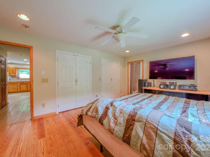 8851 Grapevine Road, Marshall, NC 28753.  MLS# CAR4269482, YatesRealty ID 25905. 