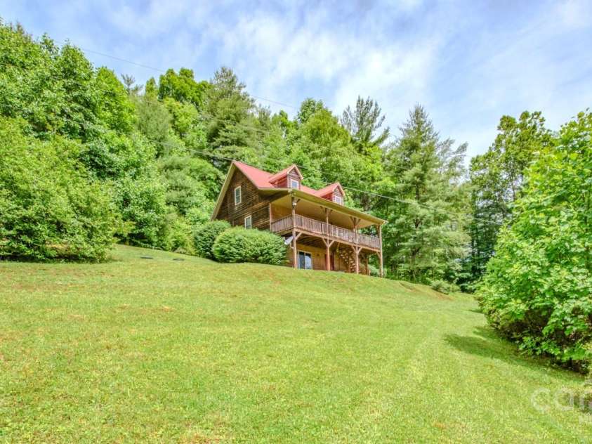 8851 Grapevine Road, Marshall, NC 28753.  MLS# CAR4269482, YatesRealty ID 25905. 