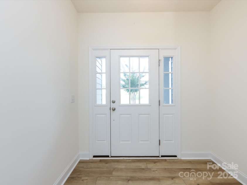 1206 Pebble Grove Drive, Clover, SC 29710.  MLS# CAR4275346, YatesRealty ID 25906. Foyer.