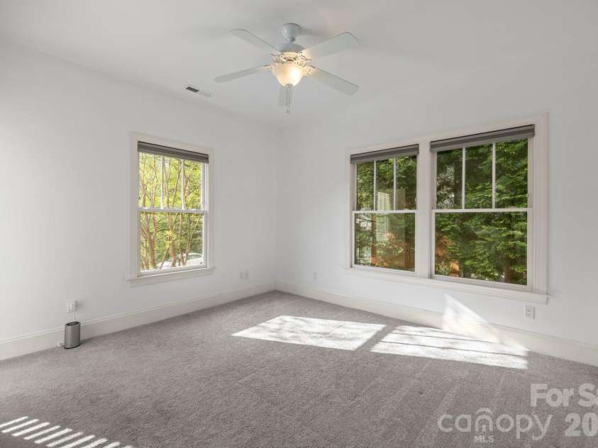 2060 Euclid Avenue, Charlotte, NC 28203.  MLS# CAR4364352, YatesRealty ID 25907. Bedroom 2