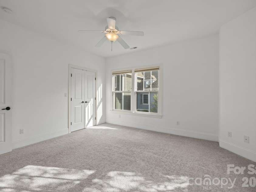 2060 Euclid Avenue, Charlotte, NC 28203.  MLS# CAR4364352, YatesRealty ID 25907. Bedroom 3