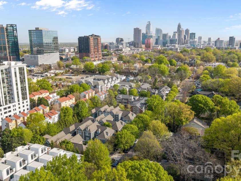 2060 Euclid Avenue, Charlotte, NC 28203.  MLS# CAR4364352, YatesRealty ID 25907. Convenient to South End and Uptown