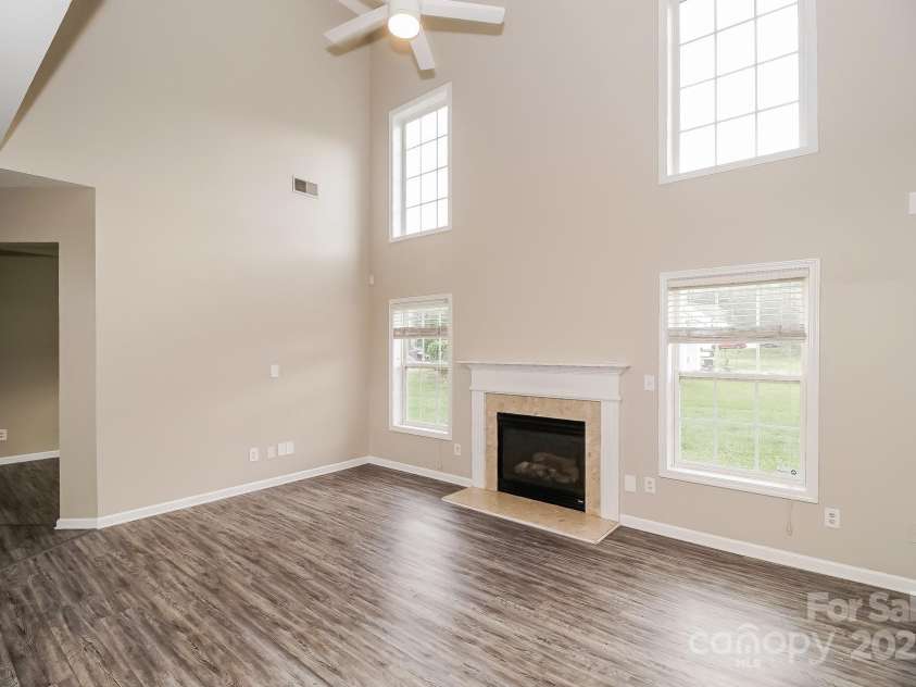 11305 Erwin Ridge Avenue, Charlotte, NC 28213.  MLS# CAR4272746, YatesRealty ID 25908. 