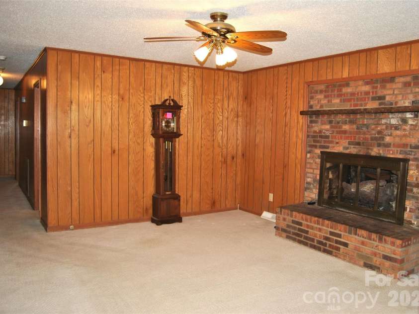 706 Hester Drive, Dallas, NC 28034.  MLS# CAR4386044, YatesRealty ID 25909. 