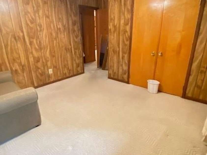 706 Hester Drive, Dallas, NC 28034.  MLS# CAR4386044, YatesRealty ID 25909. 
