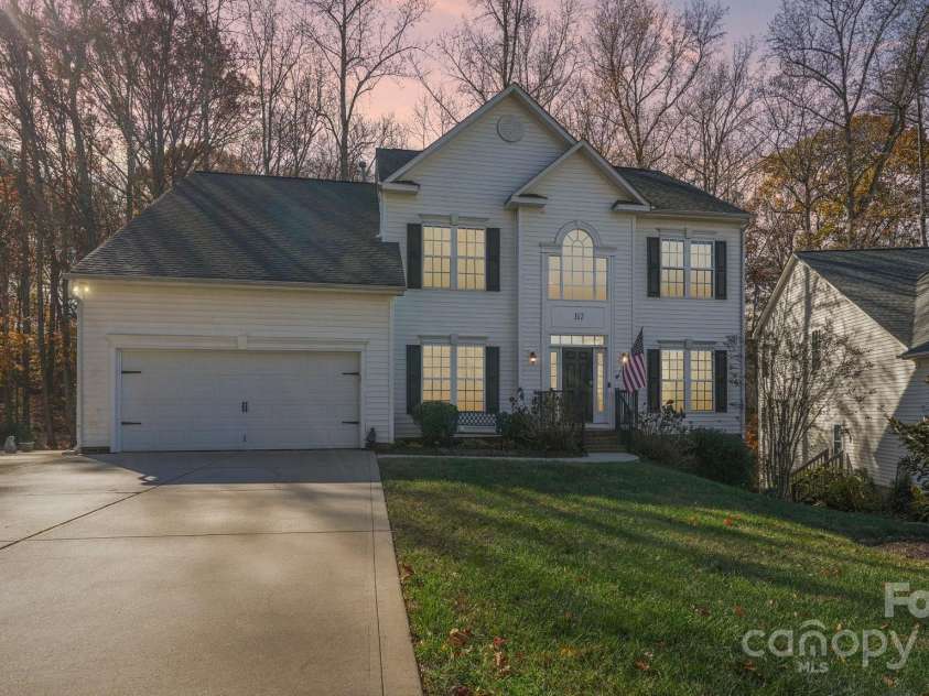 112 Sugar Thyme Lane, Mooresville, NC 28115.  MLS# CAR4322840, YatesRealty ID 2591. 