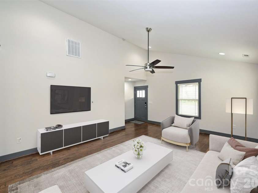1833 Parson Street, Charlotte, NC 28205.  MLS# CAR4336730, YatesRealty ID 2591. 