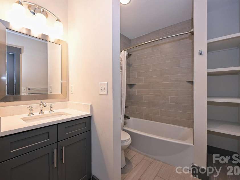 1833 Parson Street, Charlotte, NC 28205.  MLS# CAR4336730, YatesRealty ID 2591. 
