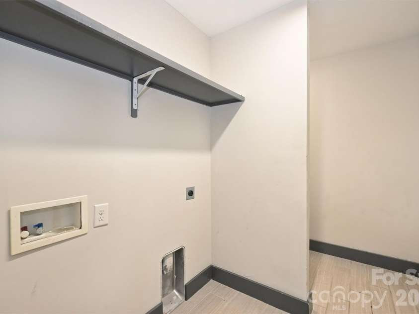 1833 Parson Street, Charlotte, NC 28205.  MLS# CAR4336730, YatesRealty ID 2591. 