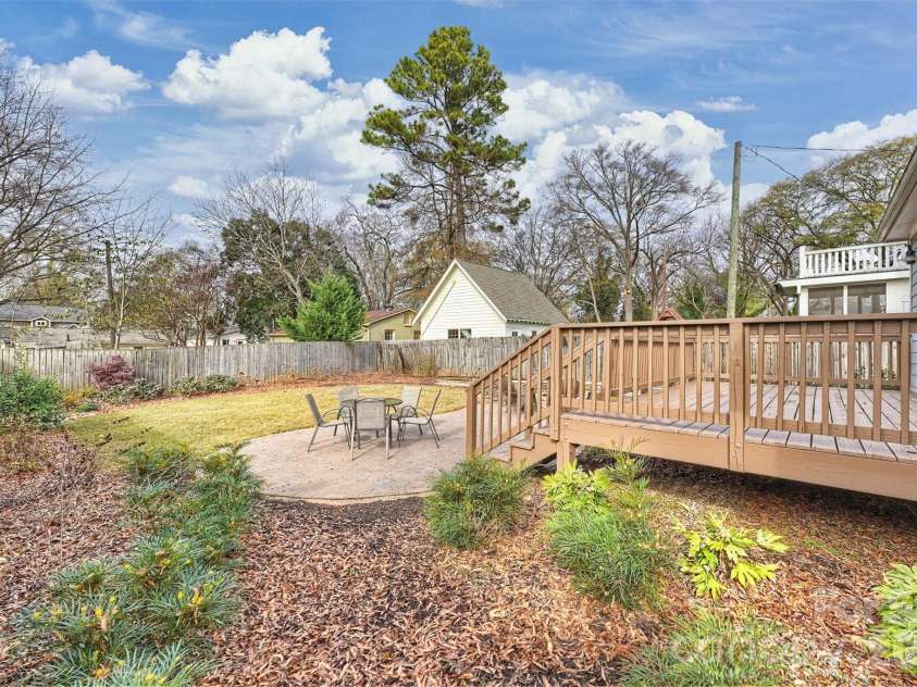 1833 Parson Street, Charlotte, NC 28205.  MLS# CAR4336730, YatesRealty ID 2591. 