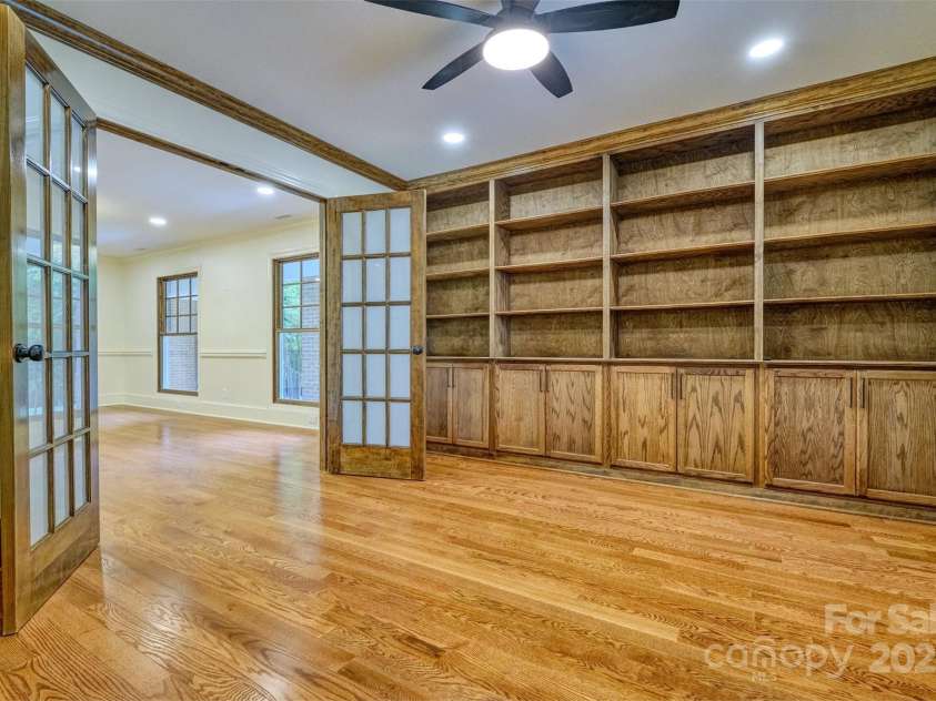 25 Fairway Ridge, Lake Wylie, SC 29710.  MLS# CAR4271554, YatesRealty ID 25910. 