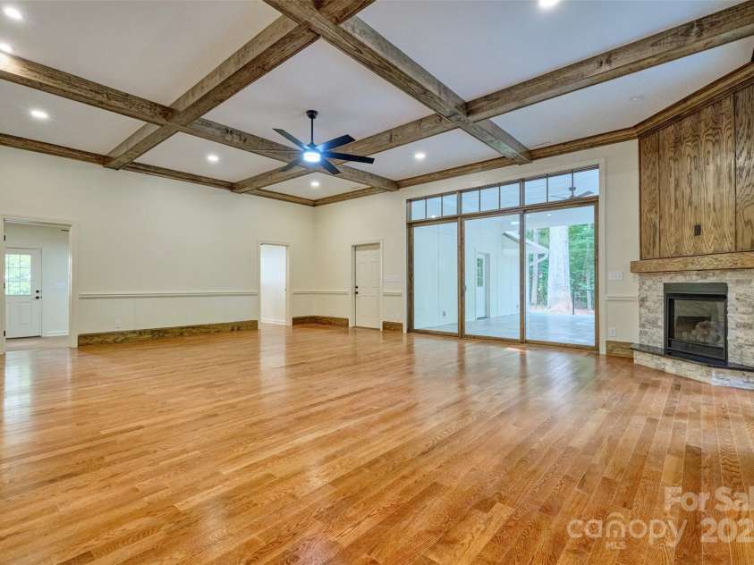 25 Fairway Ridge, Lake Wylie, SC 29710.  MLS# CAR4271554, YatesRealty ID 25910. 