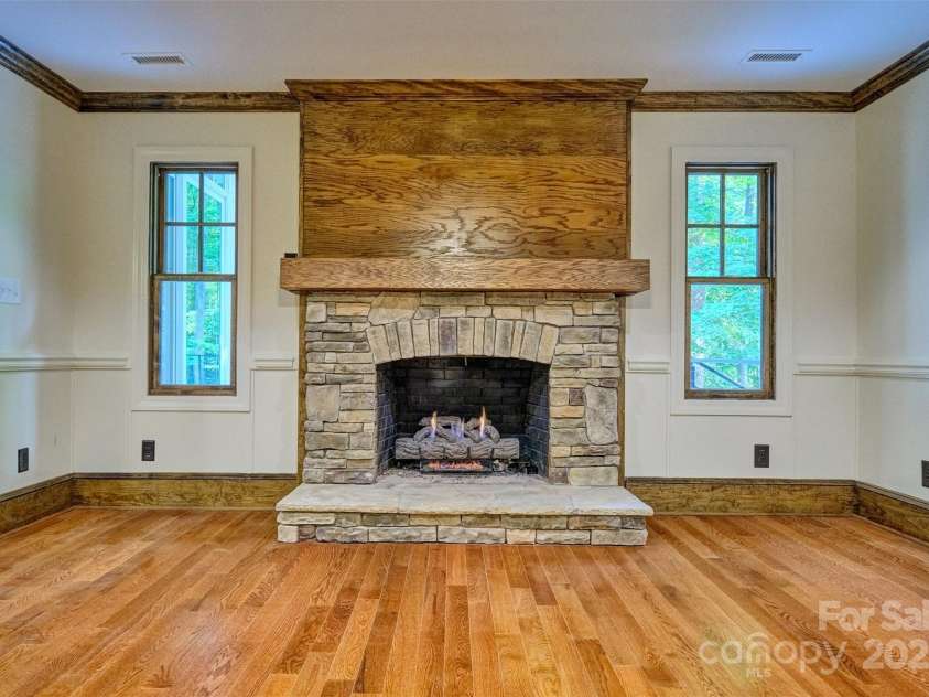 25 Fairway Ridge, Lake Wylie, SC 29710.  MLS# CAR4271554, YatesRealty ID 25910. 