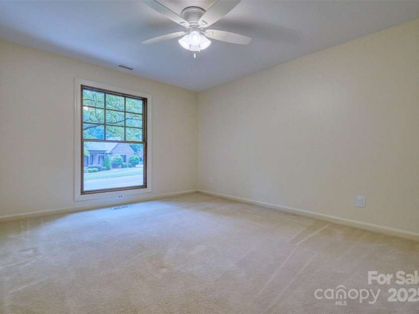 25 Fairway Ridge, Lake Wylie, SC 29710.  MLS# CAR4271554, YatesRealty ID 25910. 