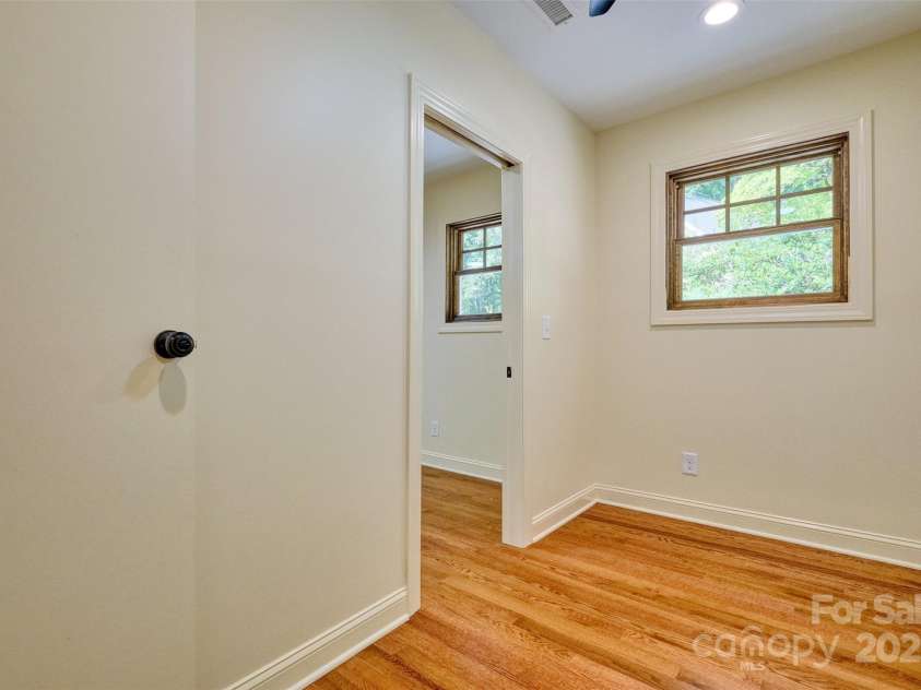 25 Fairway Ridge, Lake Wylie, SC 29710.  MLS# CAR4271554, YatesRealty ID 25910. 