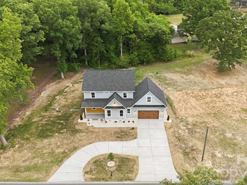 3210 Highway 205 Highway, Marshville, NC 28103.  MLS# CAR4378620, YatesRealty ID 25911. 
