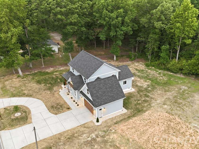 3210 Highway 205 Highway, Marshville, NC 28103.  MLS# CAR4378620, YatesRealty ID 25911. 