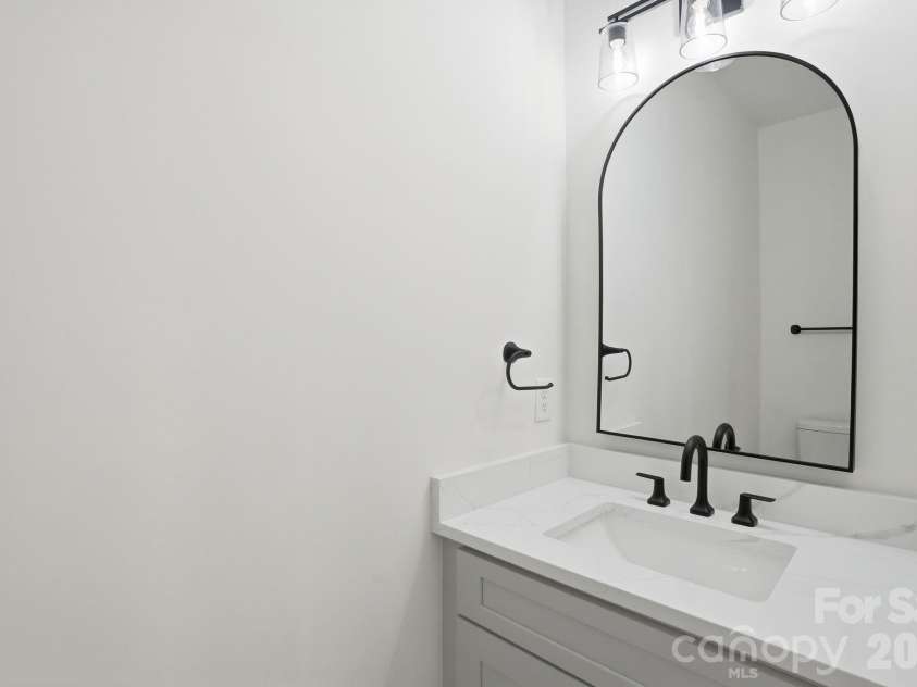 3210 Highway 205 Highway, Marshville, NC 28103.  MLS# CAR4378620, YatesRealty ID 25911. Half bathroom