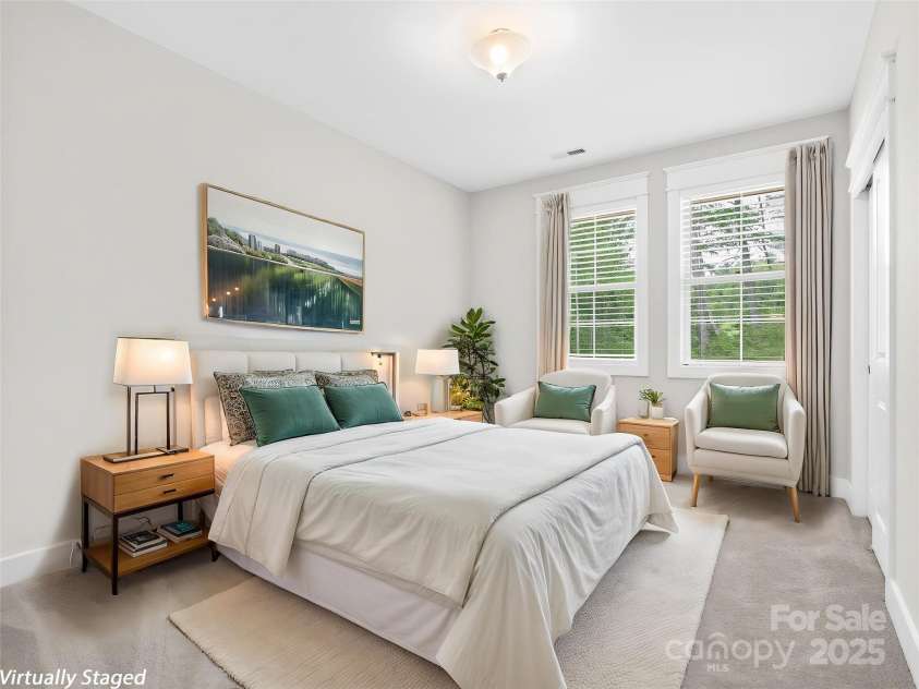 572 Sweet Birch Park Lane, Black Mountain, NC 28711.  MLS# CAR4260117, YatesRealty ID 25911. Bedrorom 2