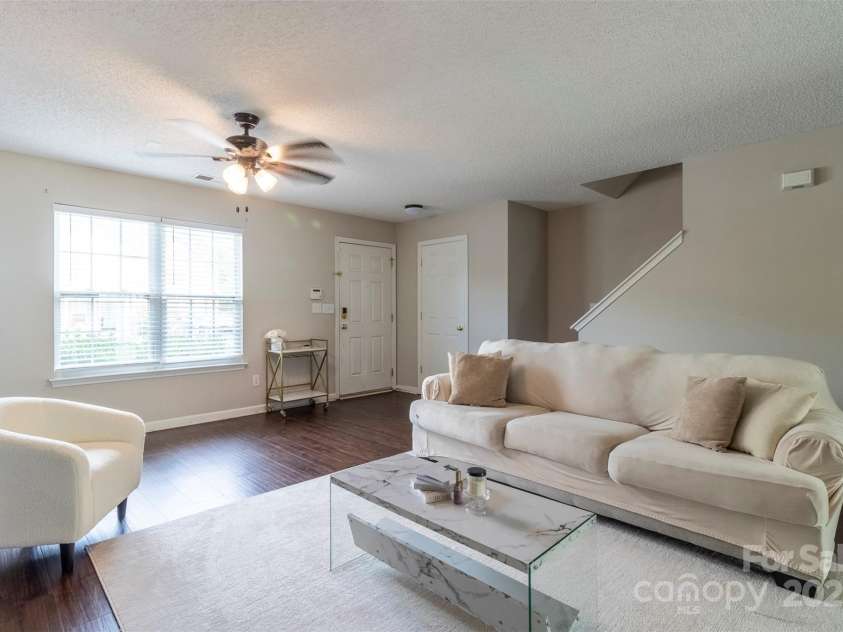 9530 Drains Bay Court, Charlotte, NC 28214.  MLS# CAR4274312, YatesRealty ID 25912. Living room alternate