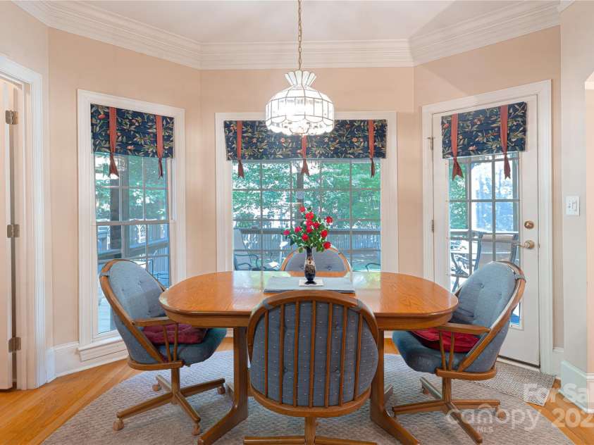 10405 Lady Grace Lane, Charlotte, NC 28270.  MLS# CAR4273475, YatesRealty ID 25913. 