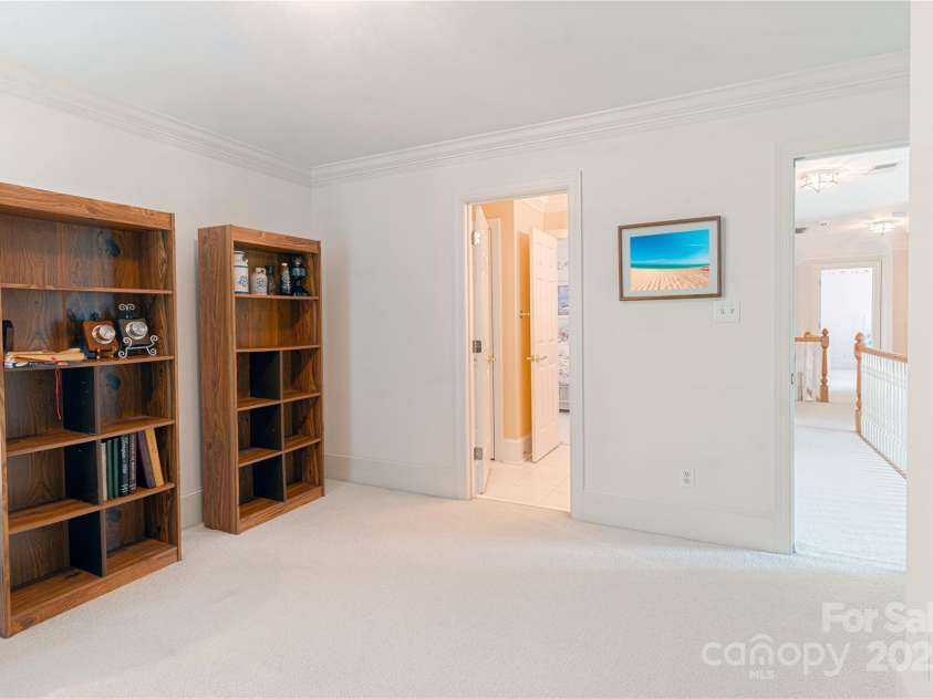 10405 Lady Grace Lane, Charlotte, NC 28270.  MLS# CAR4273475, YatesRealty ID 25913. 