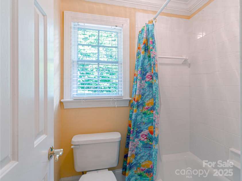 10405 Lady Grace Lane, Charlotte, NC 28270.  MLS# CAR4273475, YatesRealty ID 25913. 