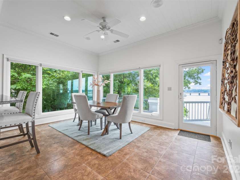 16108 Woolwine Road, Charlotte, NC 28278.  MLS# CAR4255074, YatesRealty ID 25914. 