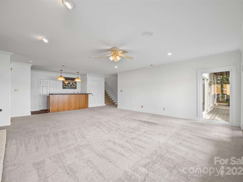 16108 Woolwine Road, Charlotte, NC 28278.  MLS# CAR4255074, YatesRealty ID 25914. 