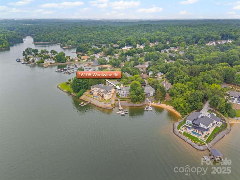 16108 Woolwine Road, Charlotte, NC 28278.  MLS# CAR4255074, YatesRealty ID 25914. 