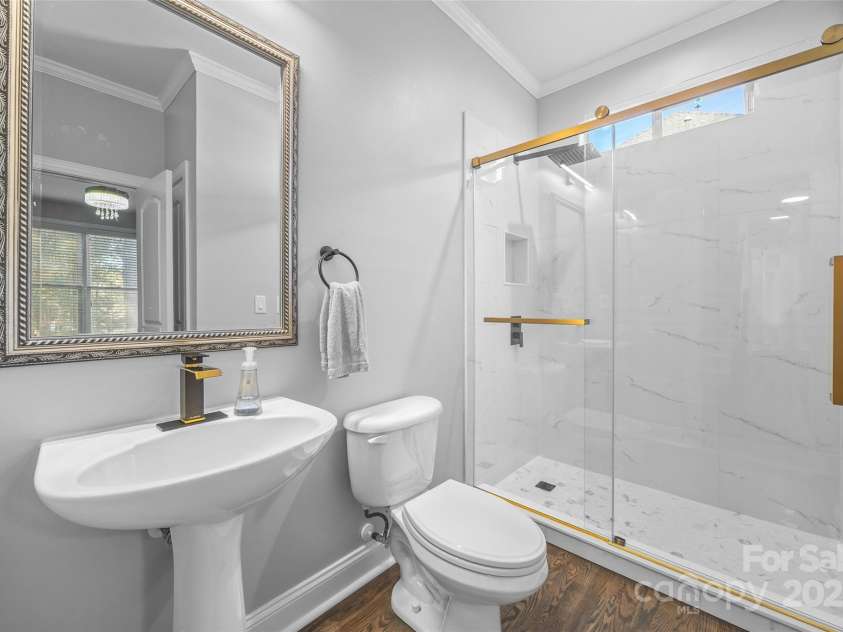 7146 Harcourt Crossing, Indian Land, SC 29707.  MLS# CAR4313502, YatesRealty ID 25914. First Floor Full Bathroom