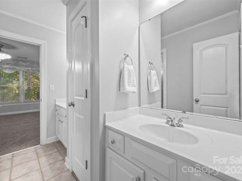 7146 Harcourt Crossing, Indian Land, SC 29707.  MLS# CAR4313502, YatesRealty ID 25914. Jack & Jill Bathroom