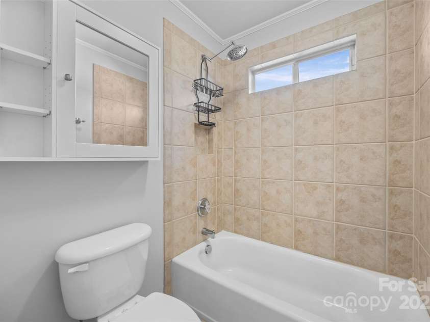 7146 Harcourt Crossing, Indian Land, SC 29707.  MLS# CAR4313502, YatesRealty ID 25914. Jack & Jill Bathroom